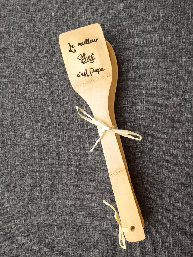 Lot de 4 cuillères en bois special "Fête des Pères "